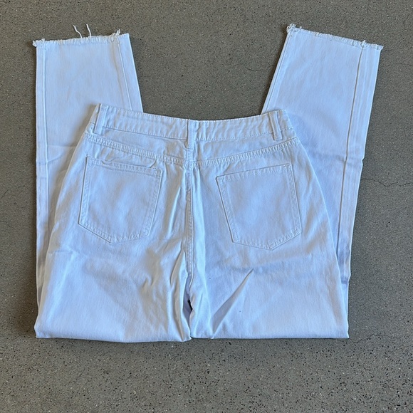 White pants - Picture 2 of 2